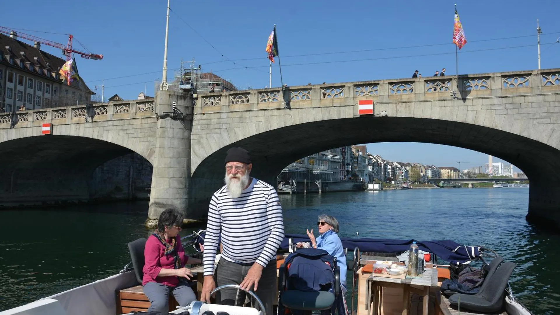 Basel Hotelboot Arc En Ciel 0*,